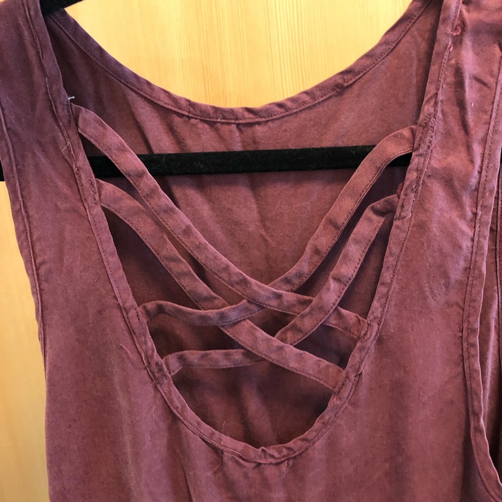 Knot Sisters Tunic - Picture 2 of 3